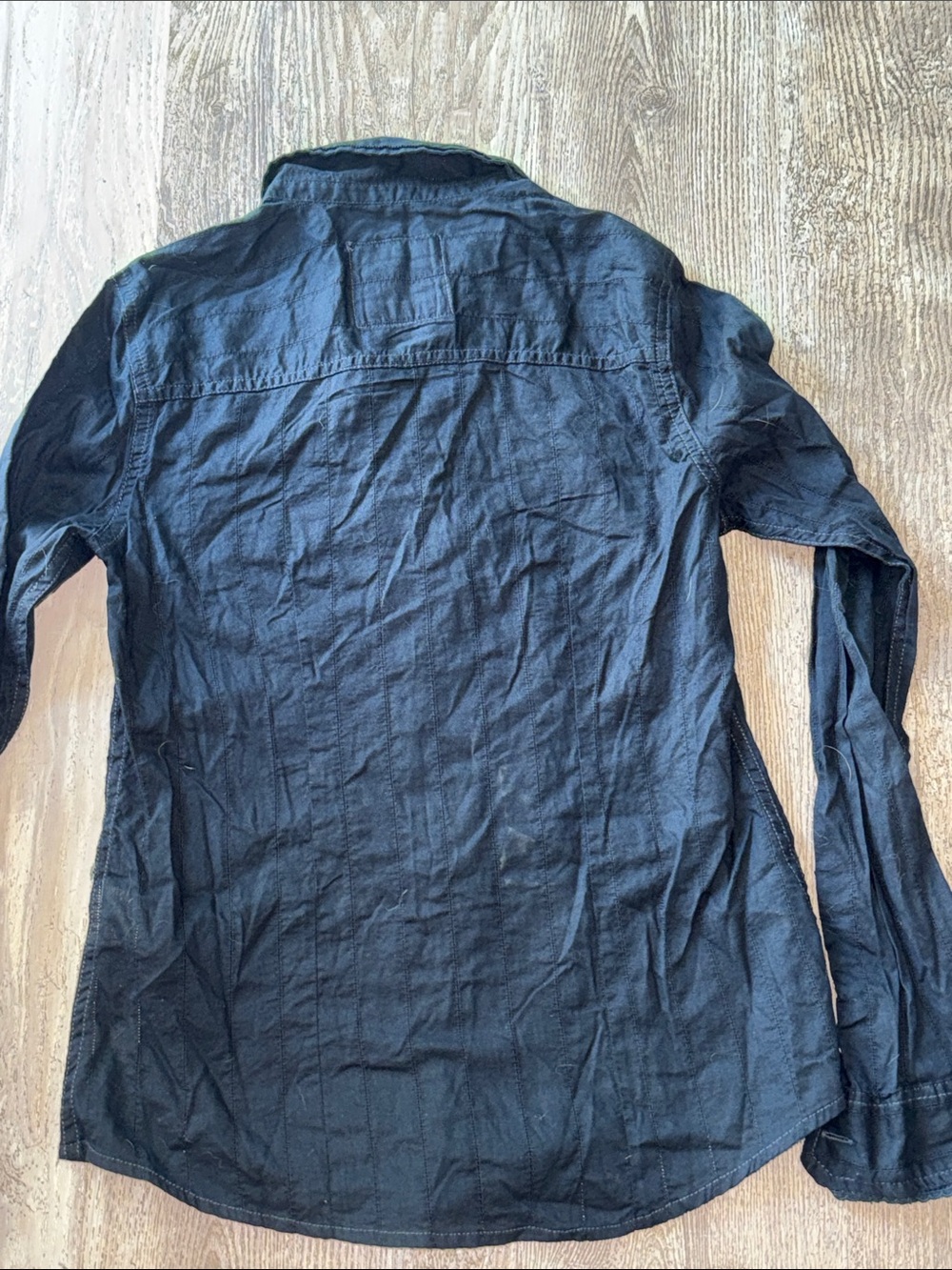 Hollister Black Ruffle-Front Button Shirt - Picture 7 of 7